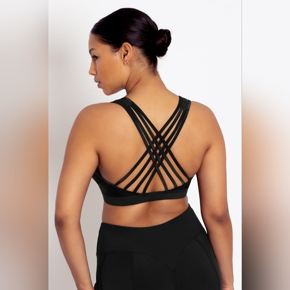 BlackMilk Power Up Wet Look Splice Criss Cross Crop - Picture 1 of 5